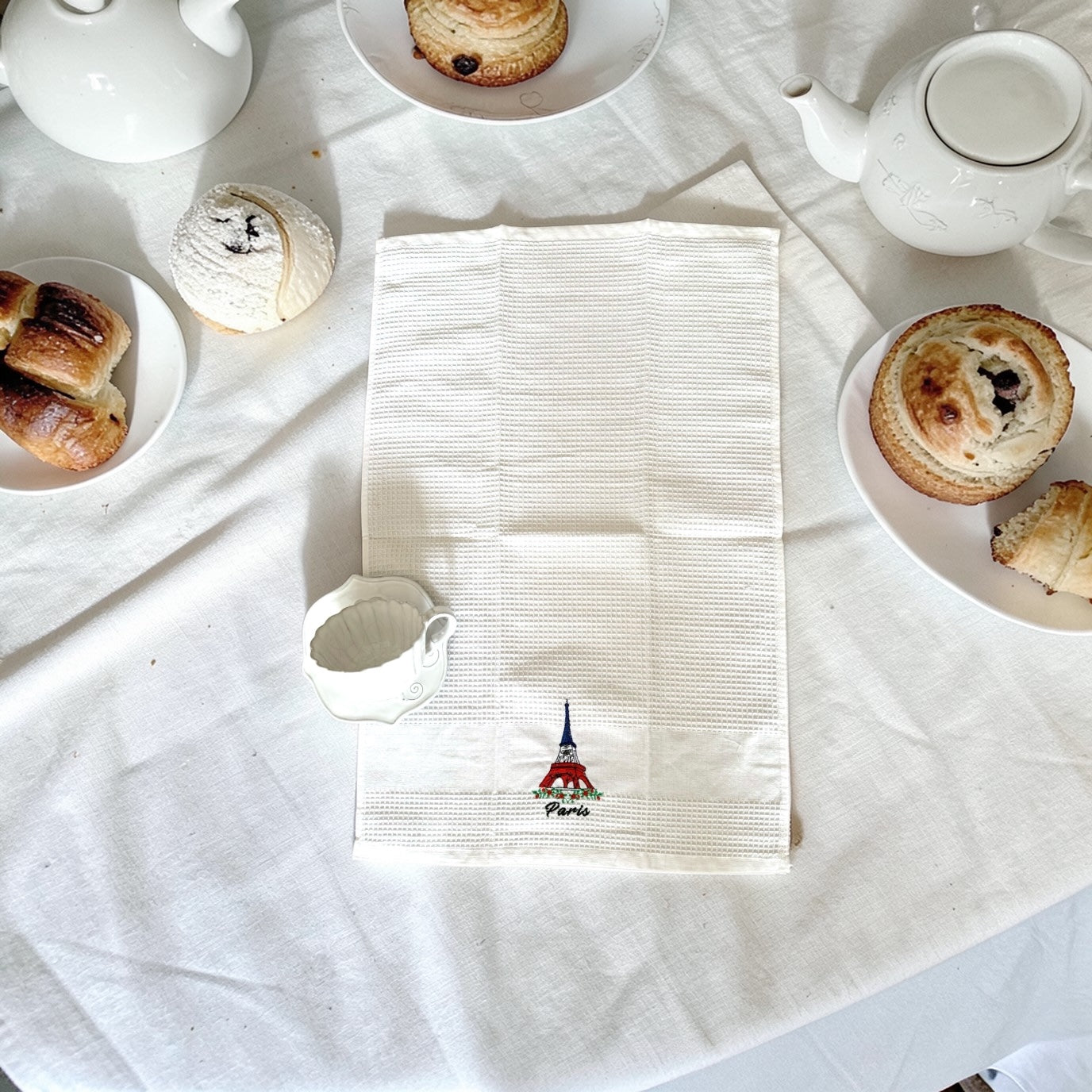 【予約】フレンチスタイル 刺繍のキッチンクロス（エッフェル塔デザイン）